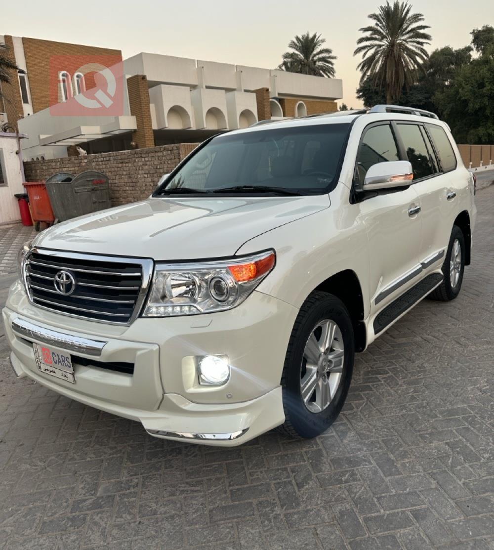 تويوتا لاندكروزر